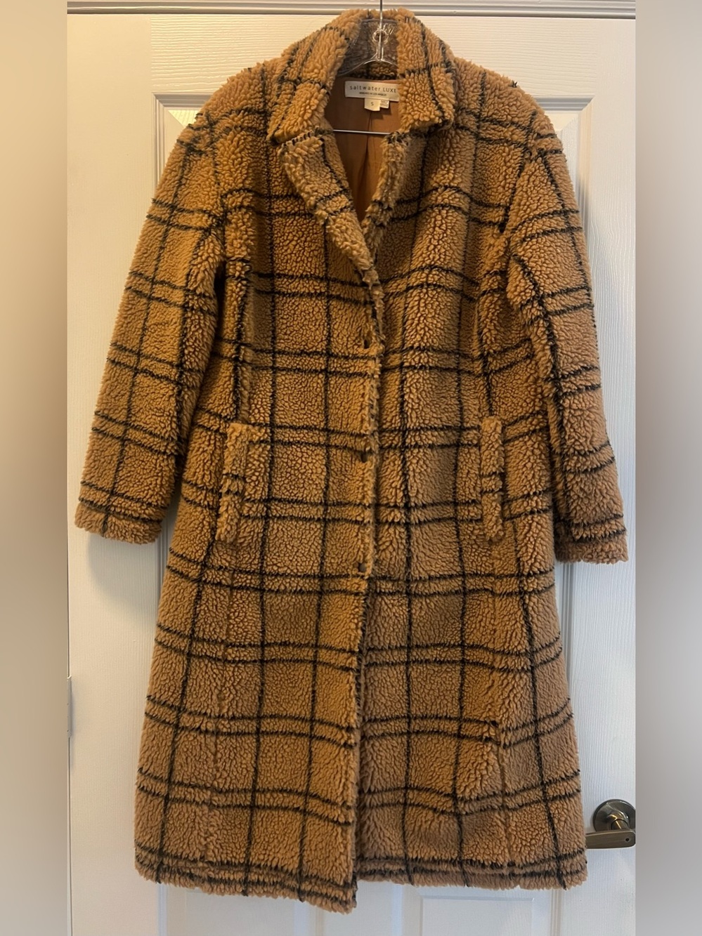 saltwater LUXE Tan Plaid Teddy Coat - Long Plush Women's Coat, Size Small.